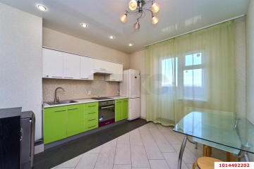 Фото №1: 2-комнатная квартира 58 м² - Краснодар, мкр. ЖК Панорама, ул. Восточно-Кругликовская, 26