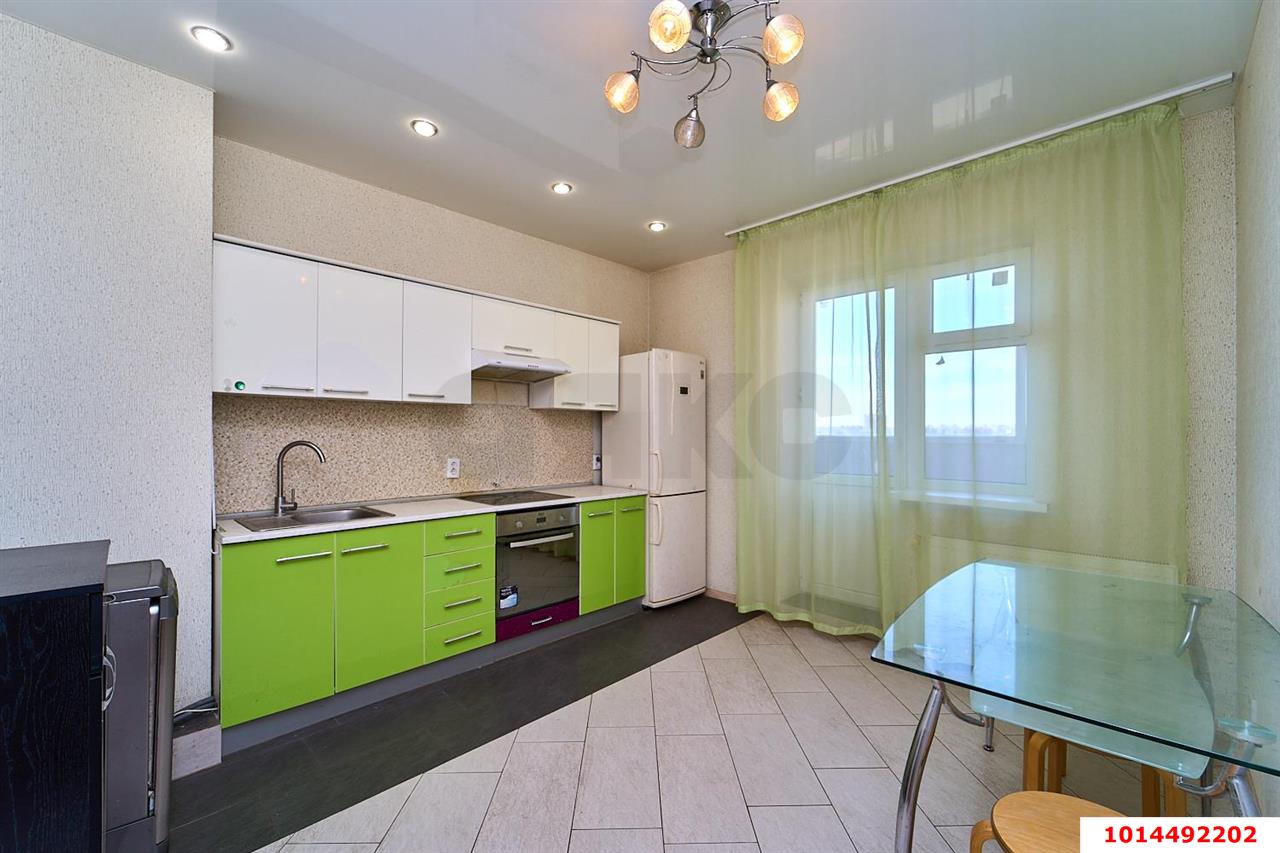 Фото №1: 2-комнатная квартира 58 м² - Краснодар, ЖК Панорама, ул. Восточно-Кругликовская, 26