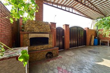 Фото №2: Дом 235 м² - Краснодар, мкр. Фестивальный, ул. Герцена, 106