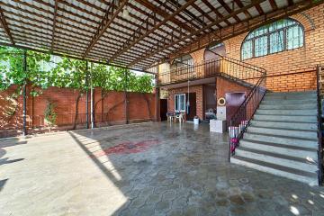 Фото №1: Дом 235 м² - Краснодар, мкр. Фестивальный, ул. Герцена, 106