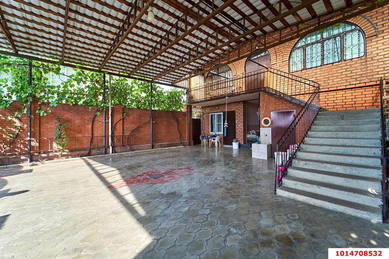 Фото №1: Дом 235 м² + 4.75 сот. - Краснодар, Фестивальный, ул. Герцена, 106