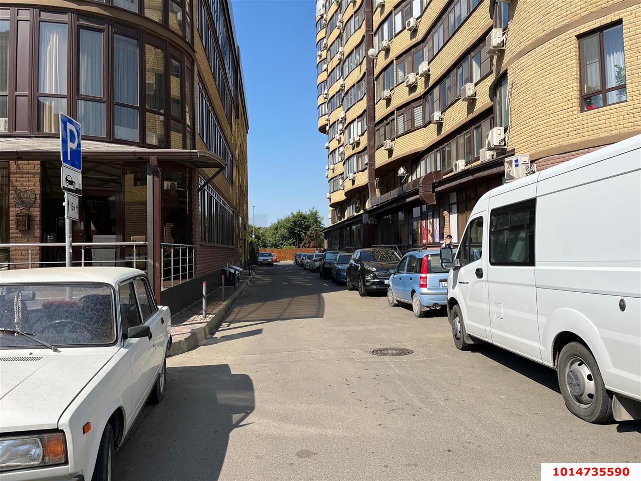Фото №3: Офисное помещение <span class="whitespace-nowrap">100 м²</span>, <span class="whitespace-nowrap">1/12 эт.</span> - Краснодар, Карасунский внутригородской округ, мкр. Камвольно-суконный Комбинат, ул. Бородинская, 10