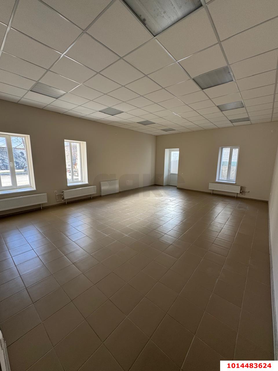 Фото №5: Отдельное здание 281 м² - Крымск, ул. Пролетарская, 39