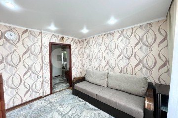 Фото №3: 3-комнатная квартира 55 м² - Нижнекамск, мкр. 20-й, ул. Бызова, 1