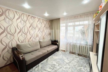 Фото №5: 3-комнатная квартира 55 м² - Нижнекамск, мкр. 20-й, ул. Бызова, 1