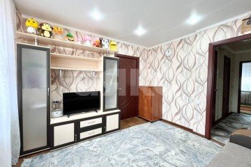 Фото №4: 3-комнатная квартира 55 м² - Нижнекамск, мкр. 20-й, ул. Бызова, 1