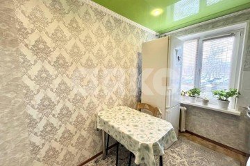 Фото №2: 3-комнатная квартира 55 м² - Нижнекамск, мкр. 20-й, ул. Бызова, 1