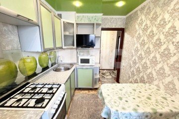 Фото №3: 3-комнатная квартира 55 м² - Нижнекамск, мкр. 20-й, ул. Бызова, 1