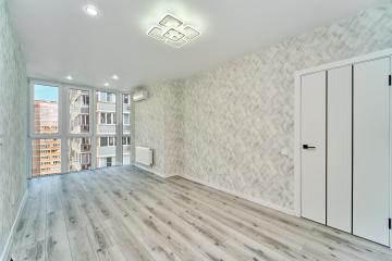 Фото №1: 1-комнатная квартира 52 м² - Краснодар, мкр. Кожзавод, ул. Минская, 122/9