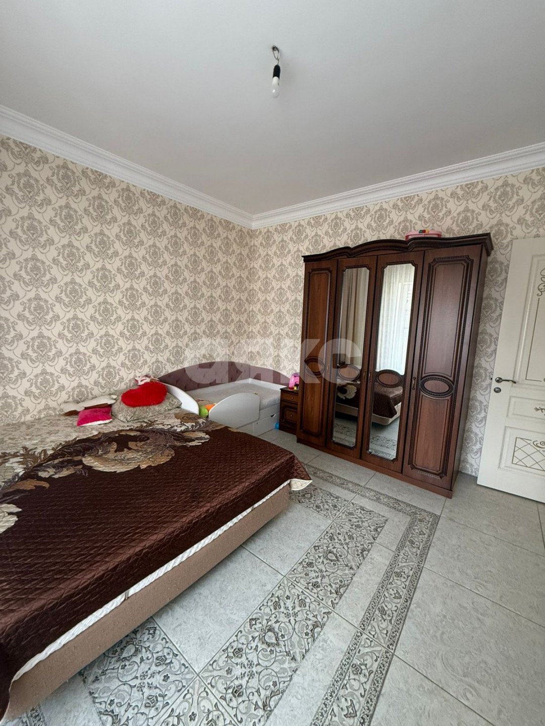 Фото №8: Дом 215 м² + 5 сот. - Новокубанск, Юбилейный, ул. Батайская, 25