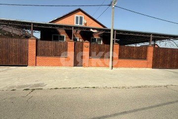 Фото №1: Дом 215 м² - Новокубанск, мкр. Юбилейный, ул. Батайская, 25