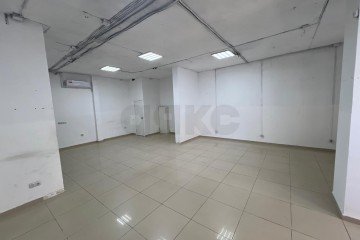 Фото №4: Торговое помещение 67 м² - Краснодар, мкр. 2-й квартал, ул. имени Героя Георгия Бочарникова, 1