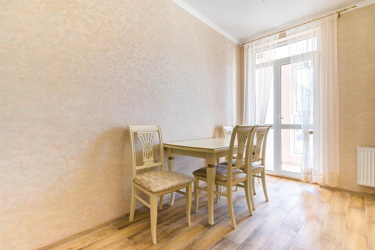 Фото №5: 2-комнатная квартира 64 м² - Краснодар, Центральный внутригородской округ, мкр. Центральный, ул. Красная, 176