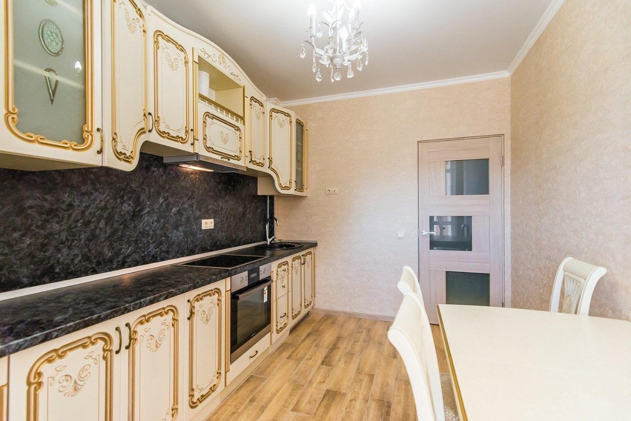 Фото №3: 2-комнатная квартира 64 м² - Краснодар, Центральный внутригородской округ, мкр. Центральный, ул. Красная, 176