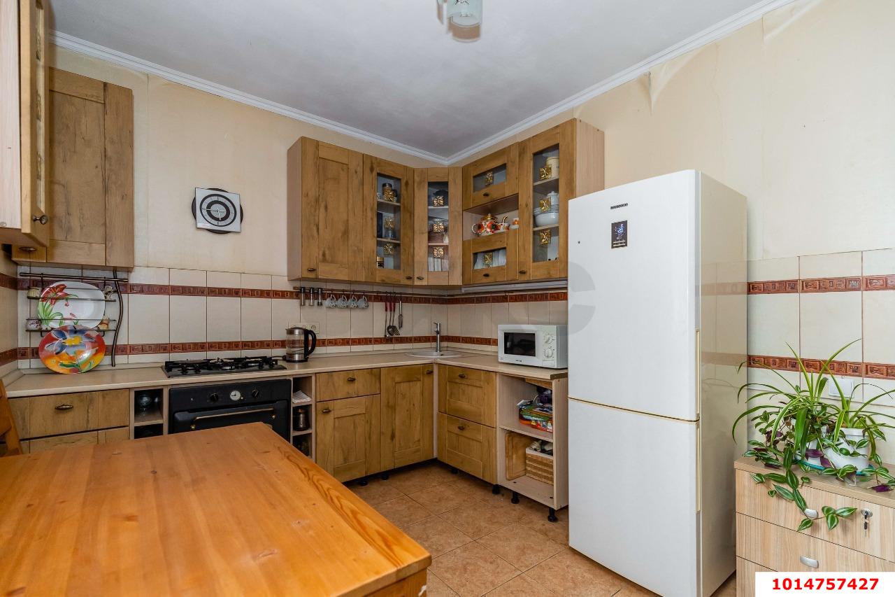 Фото №1: 2-комнатная квартира 67 м² - Краснодар, Завод Радиоизмерительных Приборов, ул. Вологодская, 20