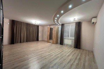 Фото №3: 5+-комнатная квартира 168 м² - Краснодар, мкр. Завод Измерительных Приборов, ул. Зиповская, 4/3