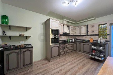 Фото №1: 5+-комнатная квартира 168 м² - Краснодар, мкр. Завод Измерительных Приборов, ул. Зиповская, 4/3