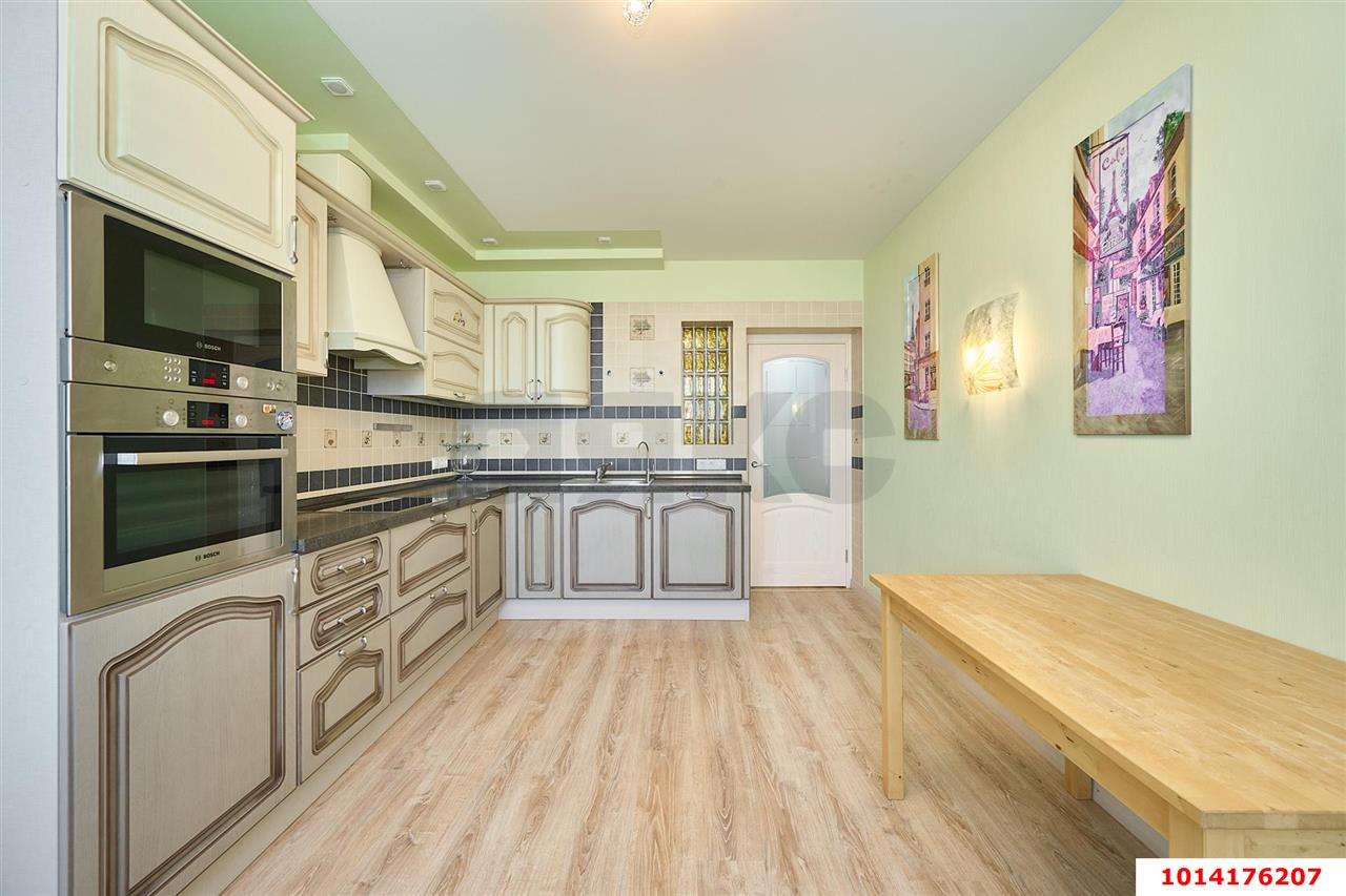 Фото №1: 5+-комнатная квартира 168 м² - Краснодар, Центральный внутригородской округ, мкр. Завод Измерительных Приборов, ул. Зиповская, 4/3