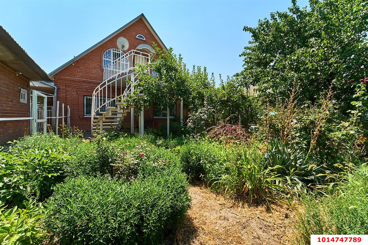 Фото №2: Дом 248 м² + 9.04 сот. - Краснодар, Западный внутригородской округ, ул. Володи Головатого, 289