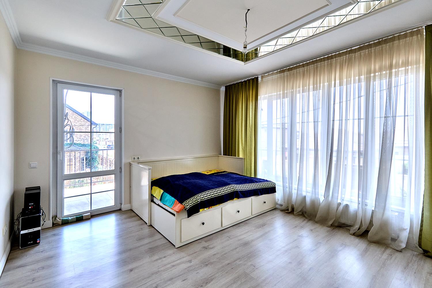 Фото №9: Дом 151 м² + 4 сот. - Краснодар, Прикубанский внутригородской округ, мкр. КП Золотой город, ул. Боголюбовская, 41