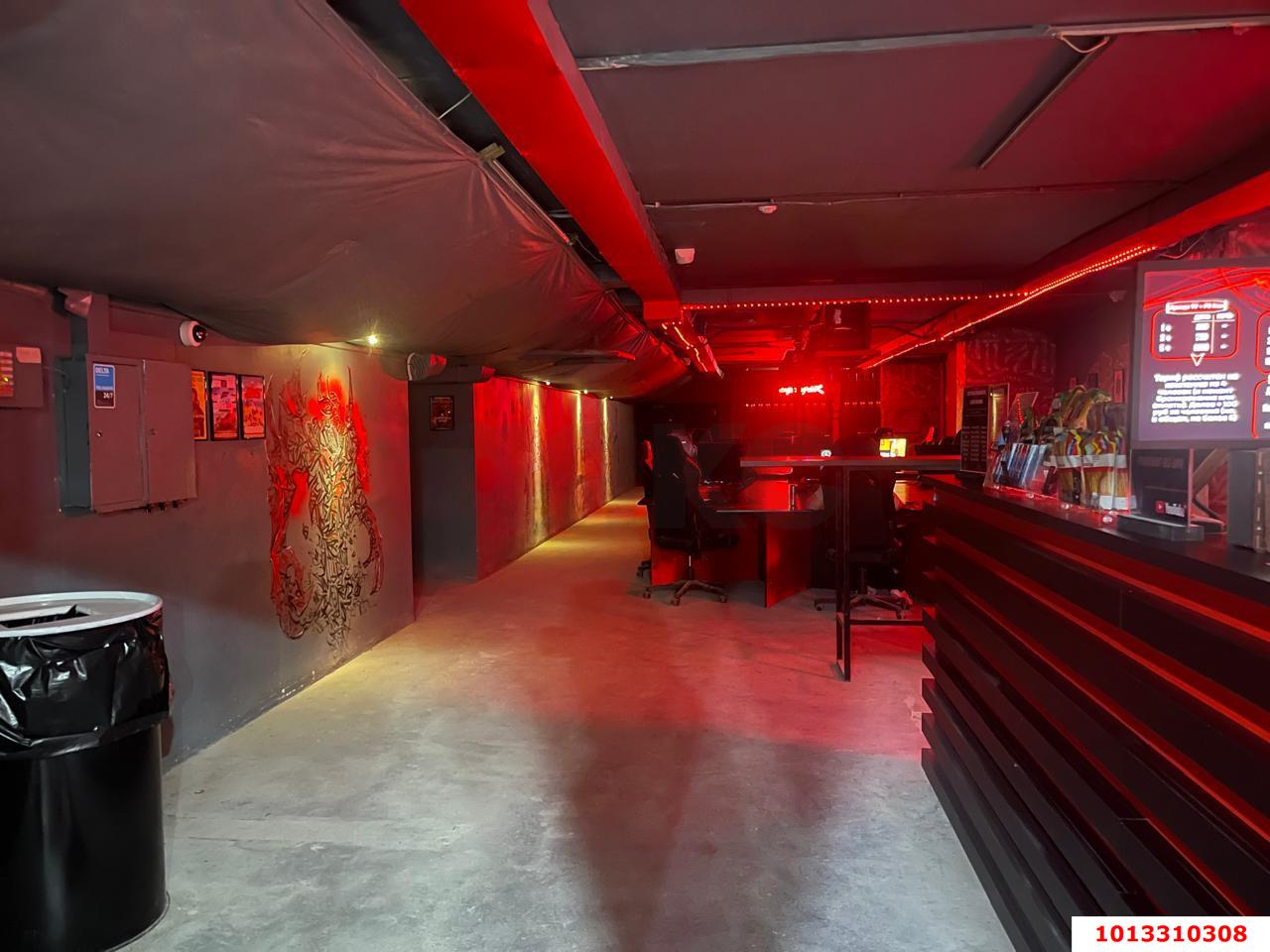 Фото №4: Торговое помещение 816 м² - Краснодар, Дубинка, ул. Ставропольская, 184
