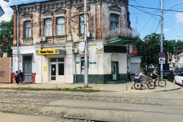Фото №3: Торговое помещение 30 м² - Краснодар, мкр. Центральный, ул. Красноармейская, 71