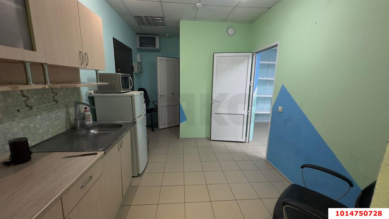 Фото №8: Торговое помещение 54 м² - Краснодар, Музыкальный, ул. имени И.И. Дунаевского, 25/1