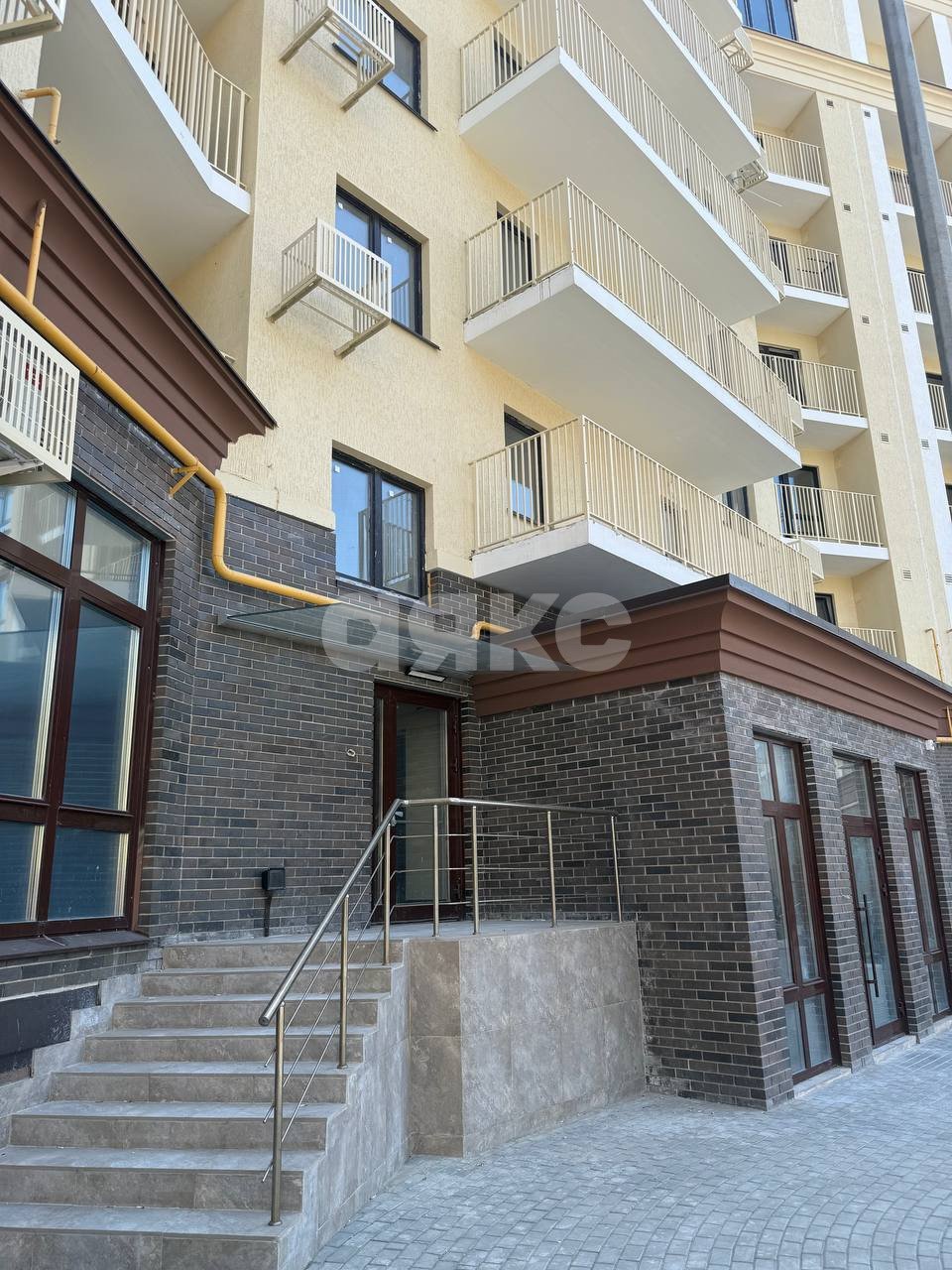 Фото №3: Коммерция 670 м² - Мариуполь, Центральный, пр-кт Ленина, 77А