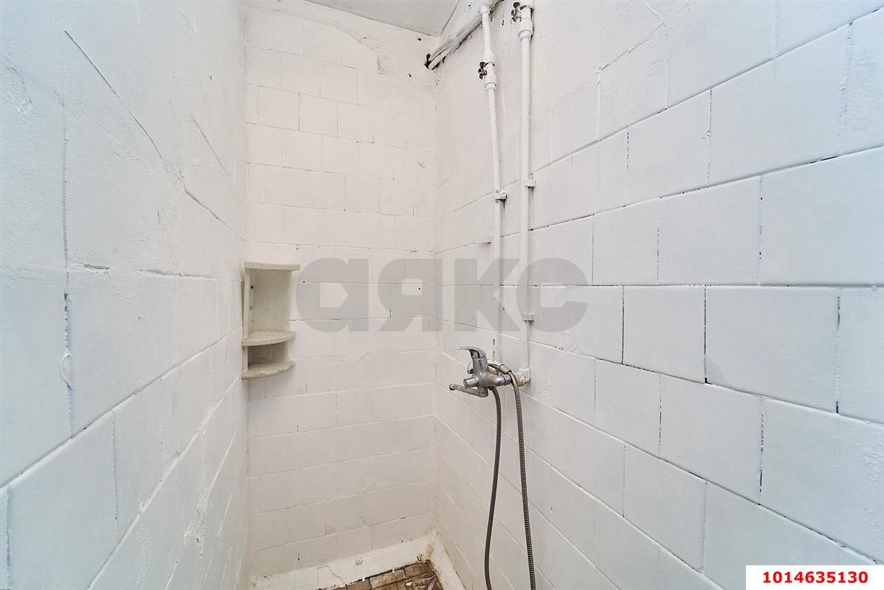 Фото №11: Комната 12 м² - Краснодар, Прикубанский внутригородской округ, мкр. Краевая Клиническая Больница, ул. Восточно-Кругликовская, 63