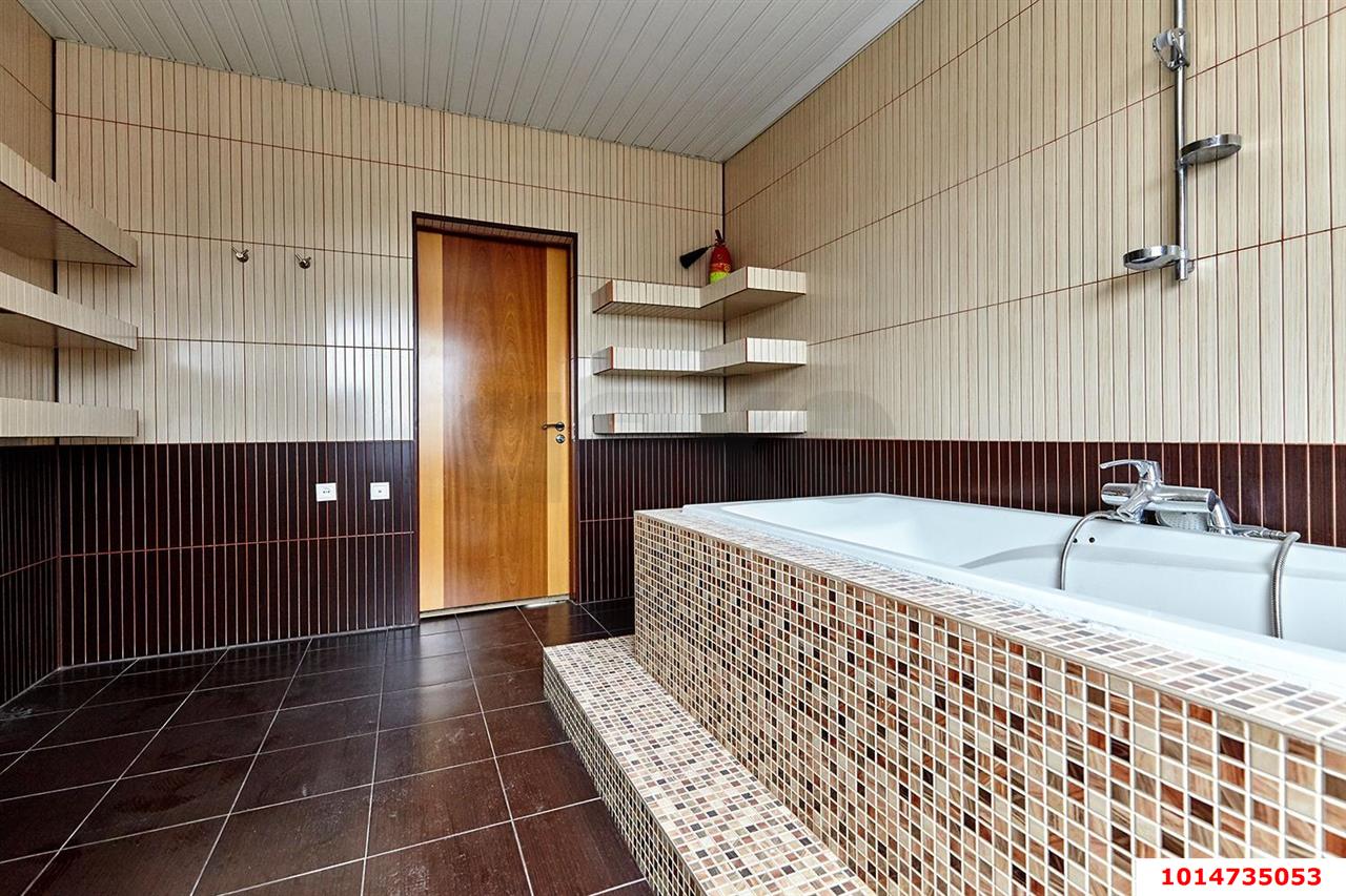 Фото №11: Дом 297 м² + 6.3 сот. - Новая Адыгея, ул. Шовгенова, 10