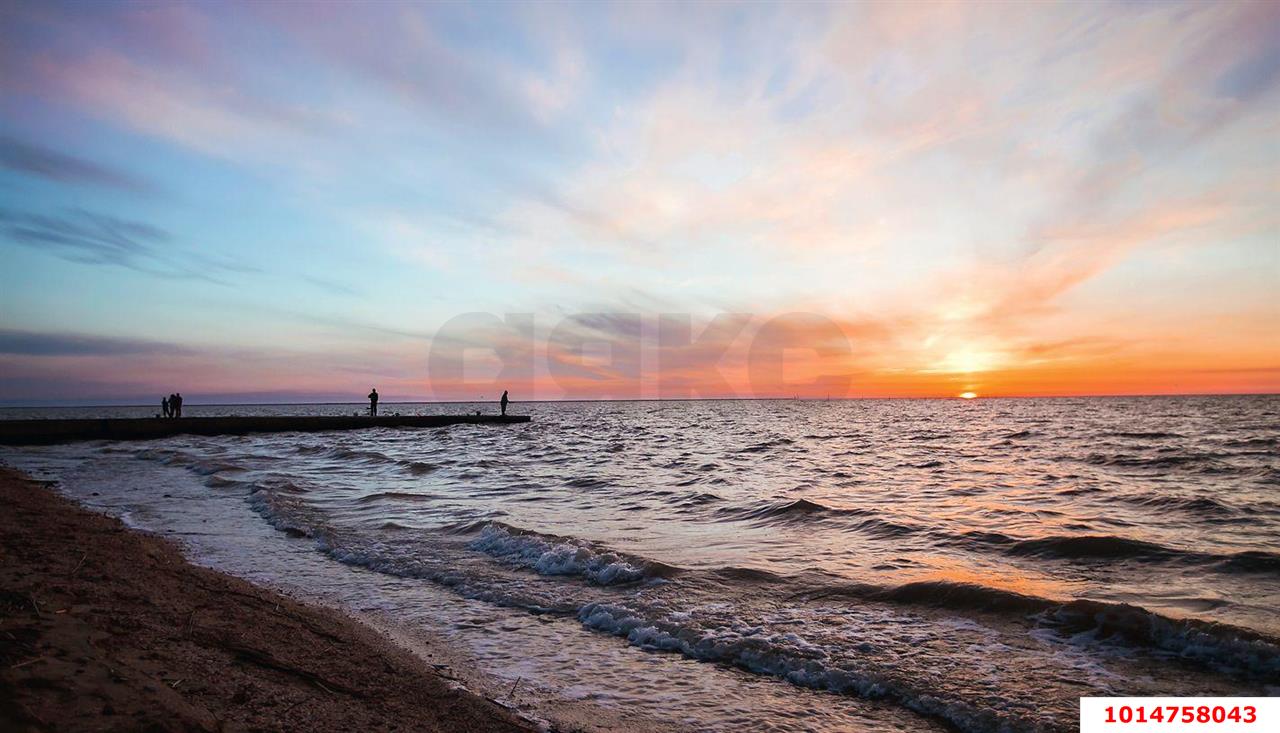 Фото №1: Земельный участок под ИЖС - Бородинская, ул. Морская, 28/1