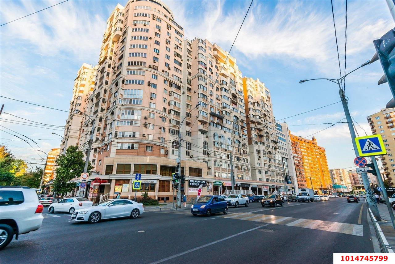 Фото №1: 2-комнатная квартира 72 м² - Краснодар, Центральный, ул. Кубанская Набережная, 64