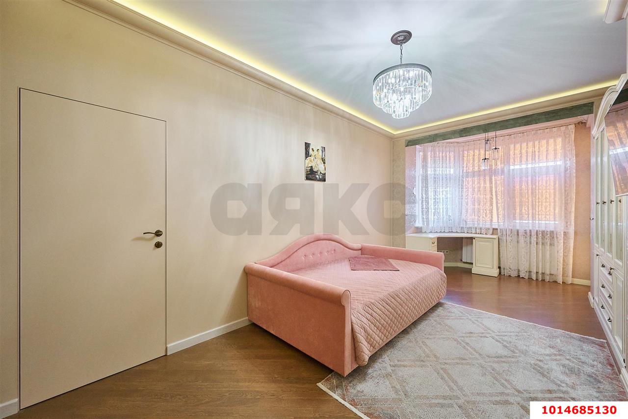Фото №10: 3-комнатная квартира 106 м² - Краснодар, Центральный, ул. Постовая, 33