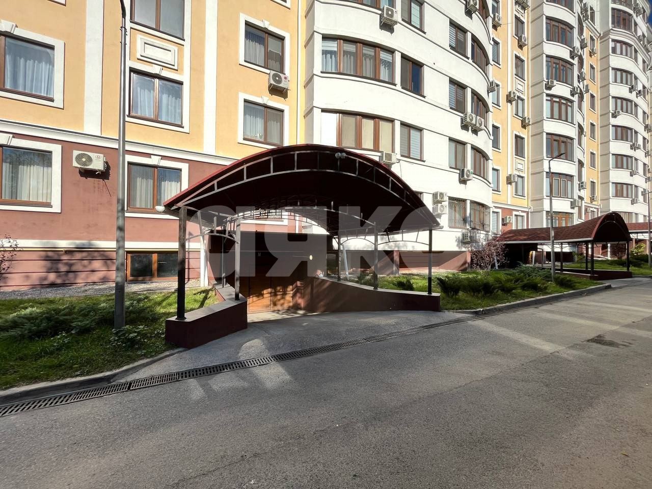 Фото №31: 3-комнатная квартира 117 м² - Симферополь, ЖК Таврический, ул. Битакская, 17В