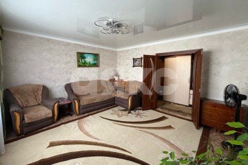 Фото №3: 3-комнатная квартира 65 м² - Нижнекамск, мкр. 34-й, ул. Рифката Гайнуллина, 16