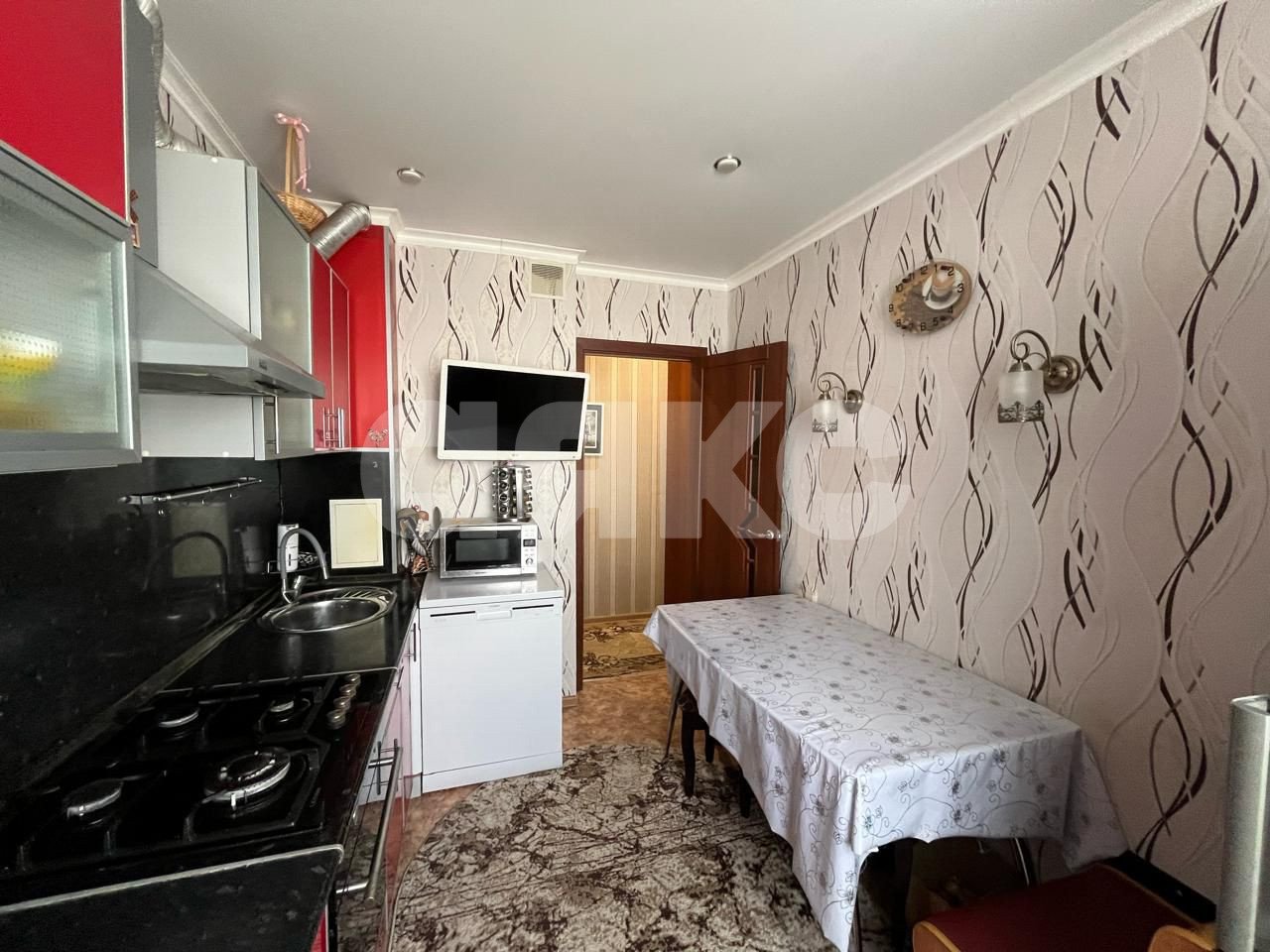 Фото №8: 3-комнатная квартира 65 м² - Нижнекамск, 34-й, ул. Рифката Гайнуллина, 16