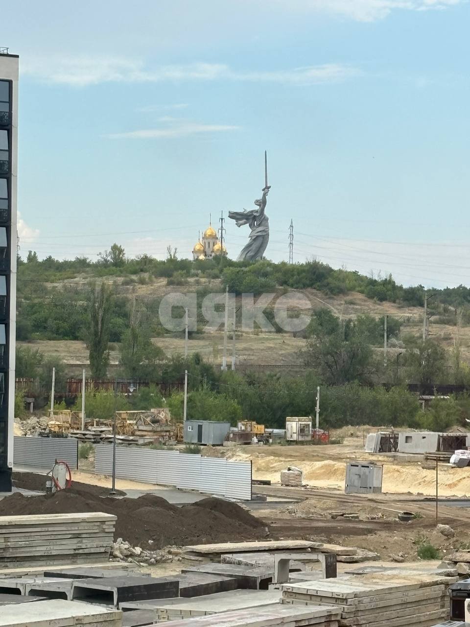 Фото №3: Коммерция 774 м² - Волгоград, жилой комплекс Цех, ул. Глазкова, 14