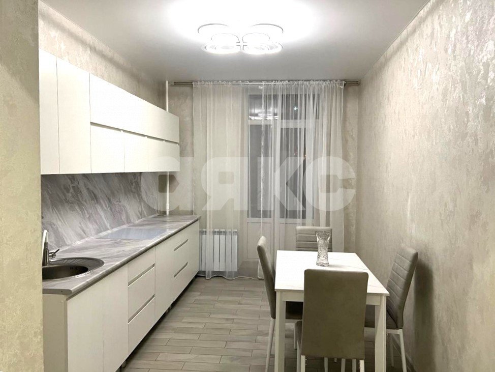 Фото №7: 3-комнатная квартира 90 м² - Волгоград, жилой комплекс Янтарный Город, ул. Маршала Воронова, 14