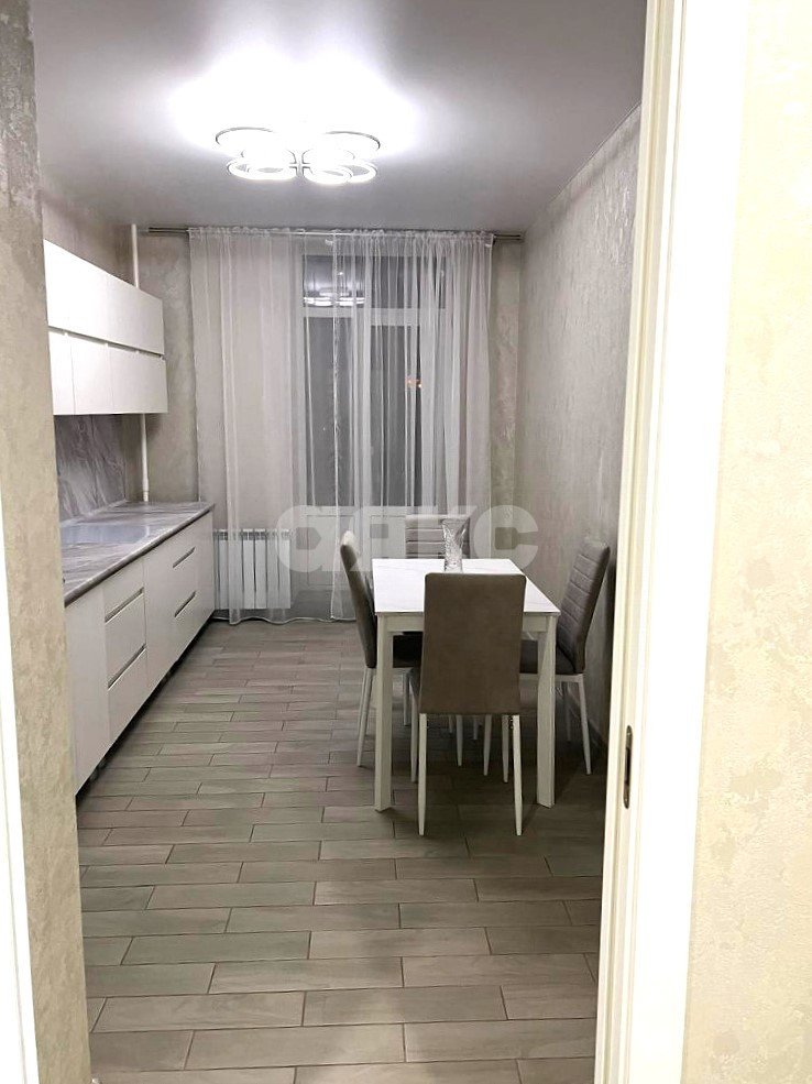 Фото №8: 3-комнатная квартира 90 м² - Волгоград, жилой комплекс Янтарный Город, ул. Маршала Воронова, 14