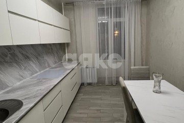 Фото №1: 3-комнатная квартира 90 м² - Волгоград, мкр. жилой комплекс Янтарный Город, ул. Маршала Воронова, 14