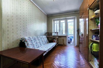 Фото №4: 2-комнатная квартира 42 м² - Краснодар, мкр. Центральный, ул. Хакурате, 3