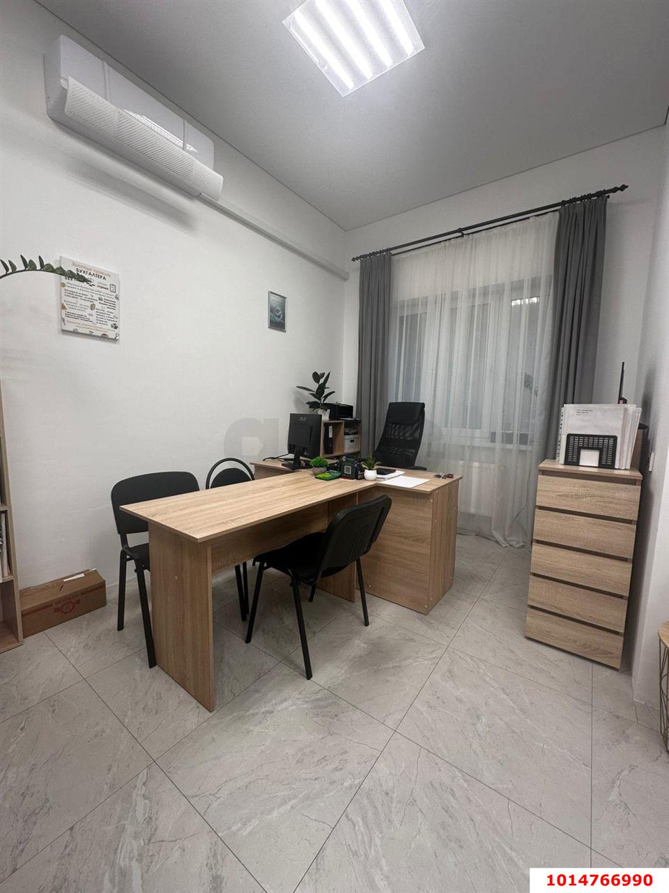 Фото №1: Коммерция 35 м² - Краснодар, ЖК Лучший, Прикубанский внутригородской округ, Завод Радиоизмерительных Приборов, жилой комплекс Лучший, мкр. имени Петра Метальникова, ул. Петра Метальникова, 40