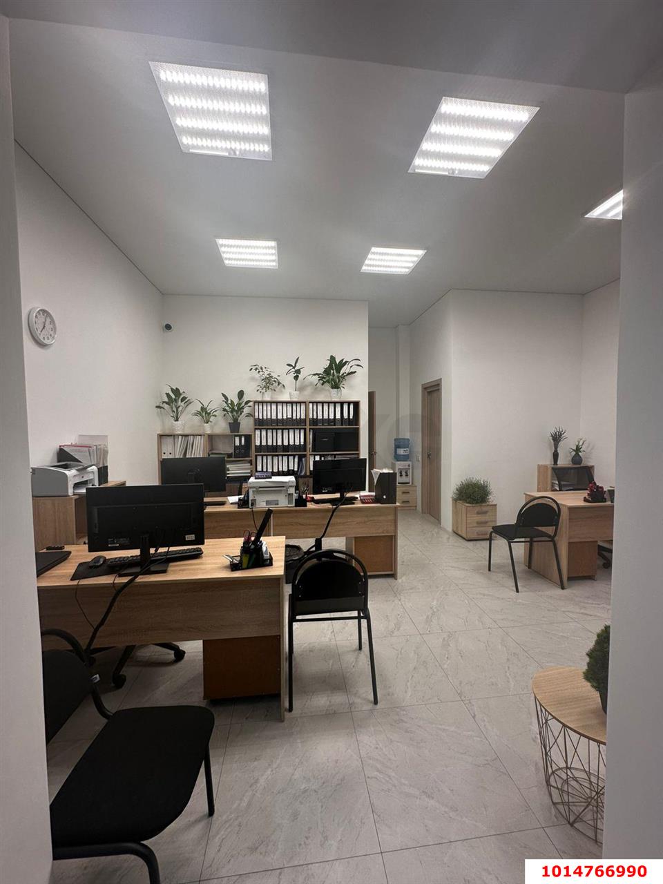 Фото №5: Торговое помещение 35 м² - Краснодар, имени Петра Метальникова, ул. Петра Метальникова, 40