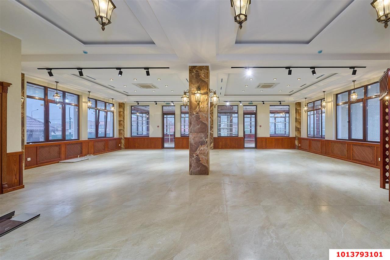 Фото №3: Коммерция 346 м² - Яблоновский, ул. Дорожная, 91/4