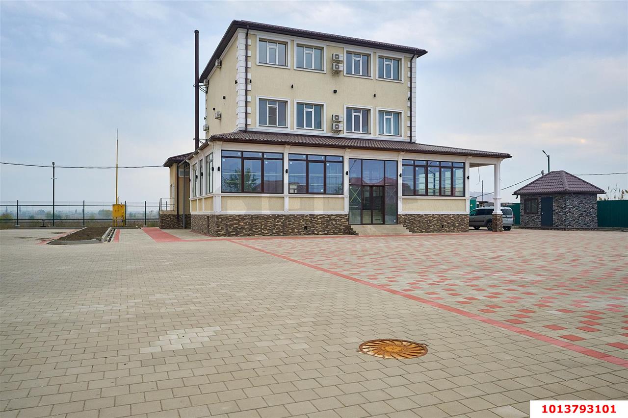 Фото №1: Коммерция 346 м² - Яблоновский, ул. Дорожная, 91/4