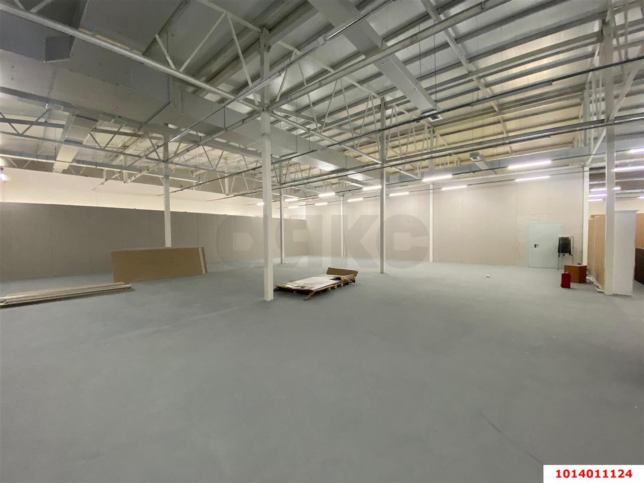 Фото №3: Торговое помещение 800 м² - Новая Адыгея, ул. Тургеневское шоссе, 33с9
