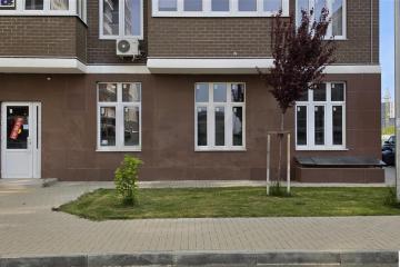 Фото №1: Торговое помещение 126 м² - Краснодар, мкр. ЖК Красная Площадь, ул. им. Мурата Ахеджака, 12к8