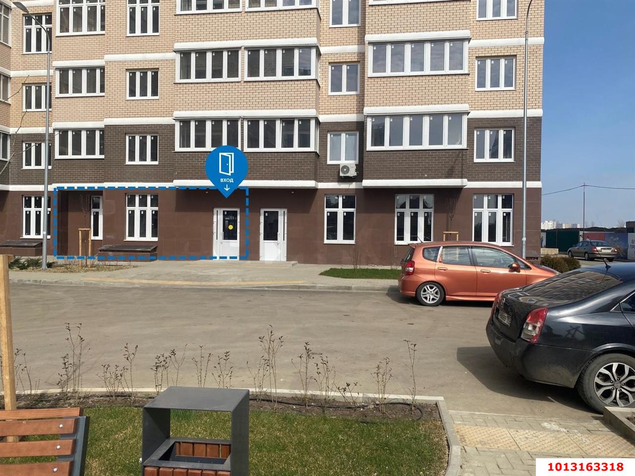 Фото №1: Торговое помещение 123 м² - Краснодар, ЖК Красная Площадь, ул. им. Мурата Ахеджака, 12к8