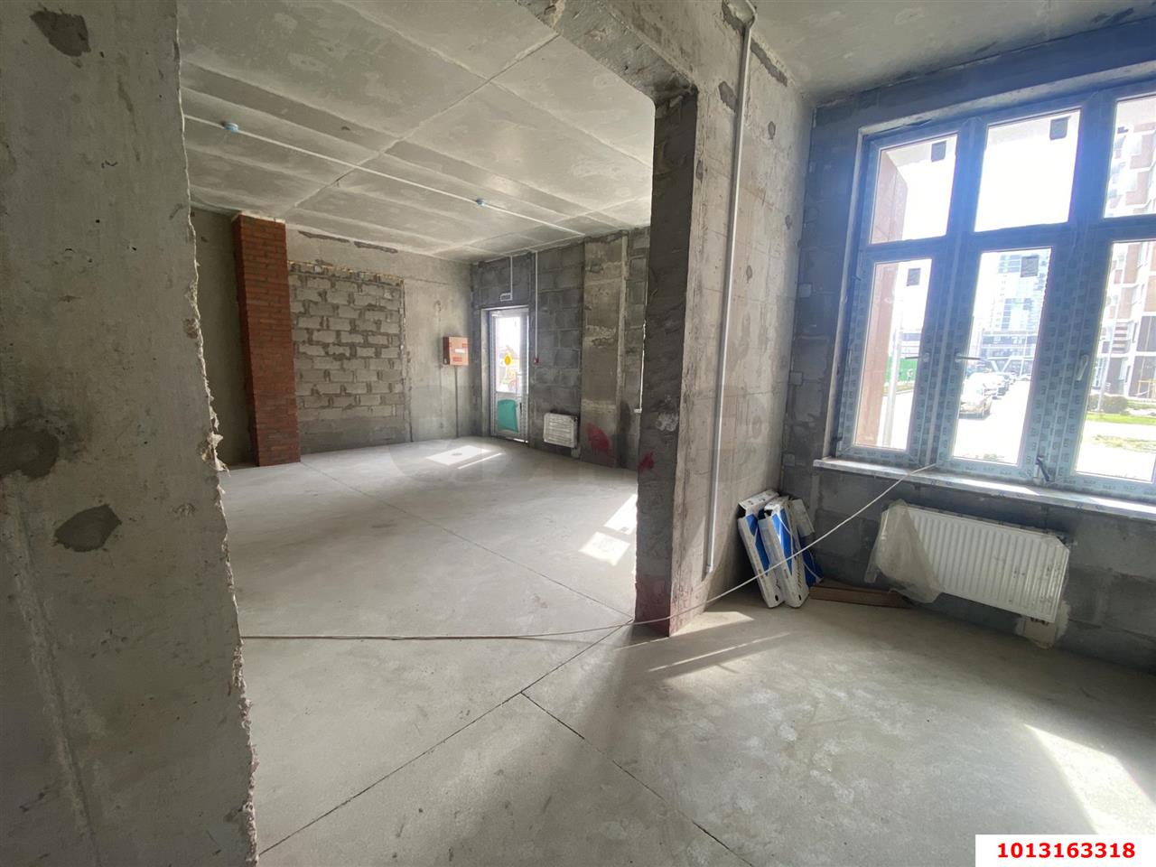 Фото №3: Торговое помещение 123 м² - Краснодар, ЖК Красная Площадь, ул. им. Мурата Ахеджака, 12к8