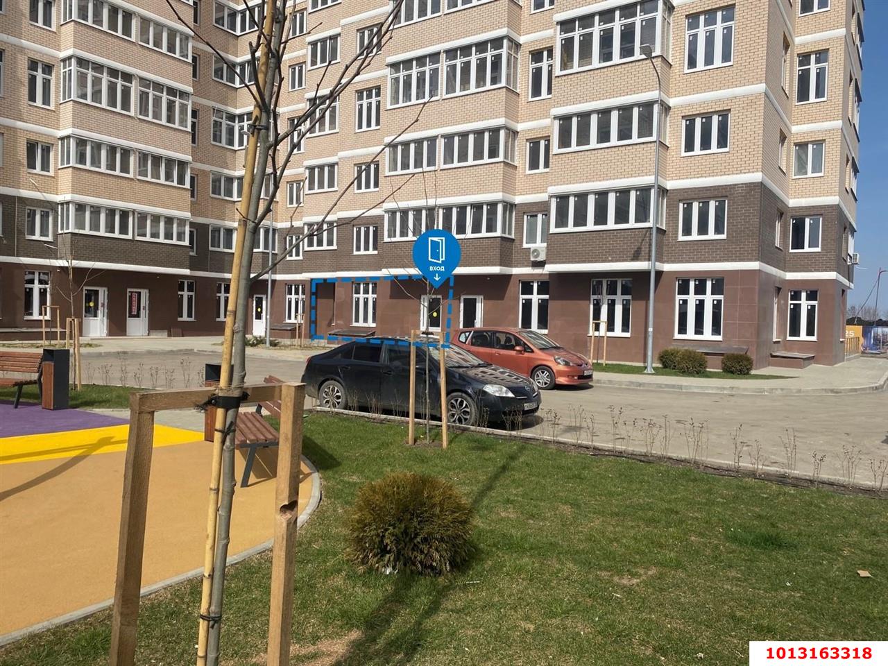 Фото №4: Торговое помещение 123 м² - Краснодар, ЖК Красная Площадь, ул. им. Мурата Ахеджака, 12к8